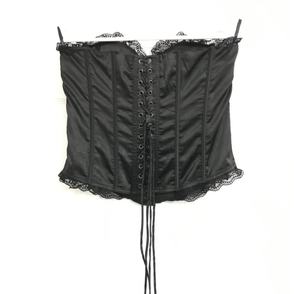 NWT Y2K Urban Behavior Goth Lace Corset Top M Black - Picture 2 of 6